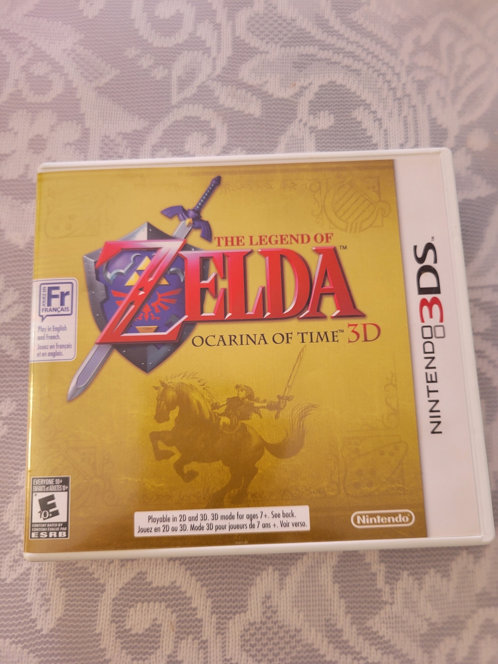Nintendo Zelda Ocarina of Time 3D - Gold and Red Cover (Nintendo 3DS)